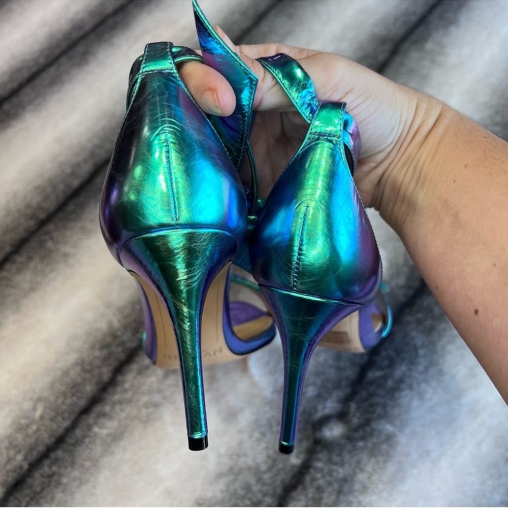 Alexandre Birman Clarita 85 mm Ocean Holographic Iridescent Sandal Heels - Picture 4 of 10
